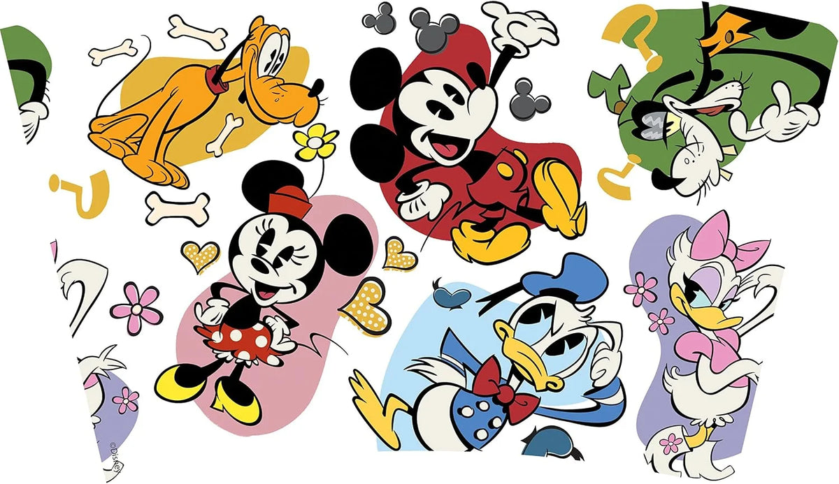 Tervis Disney - Classic Characters Tumbler with Wrap and Black Lid 24oz, Clear
