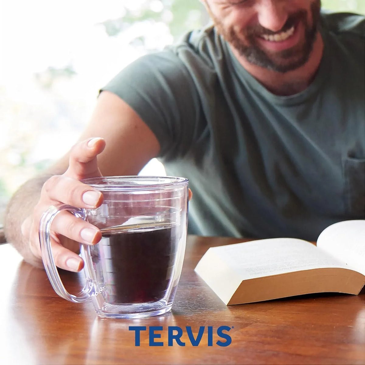 Tervis 1269202 Disney-Alice in Wonderland Curiouser Insulated Tumbler with Wrap and Black Lid, 16oz, Clear